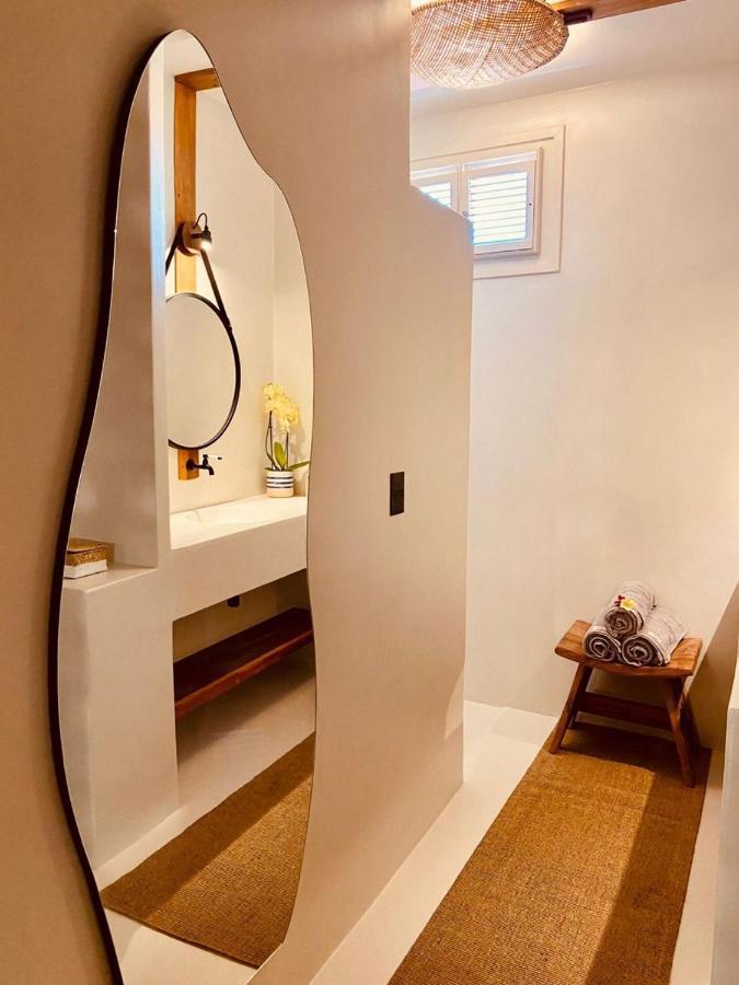 Outro Beach Hotel กุมบูกุ ภายนอก รูปภาพ